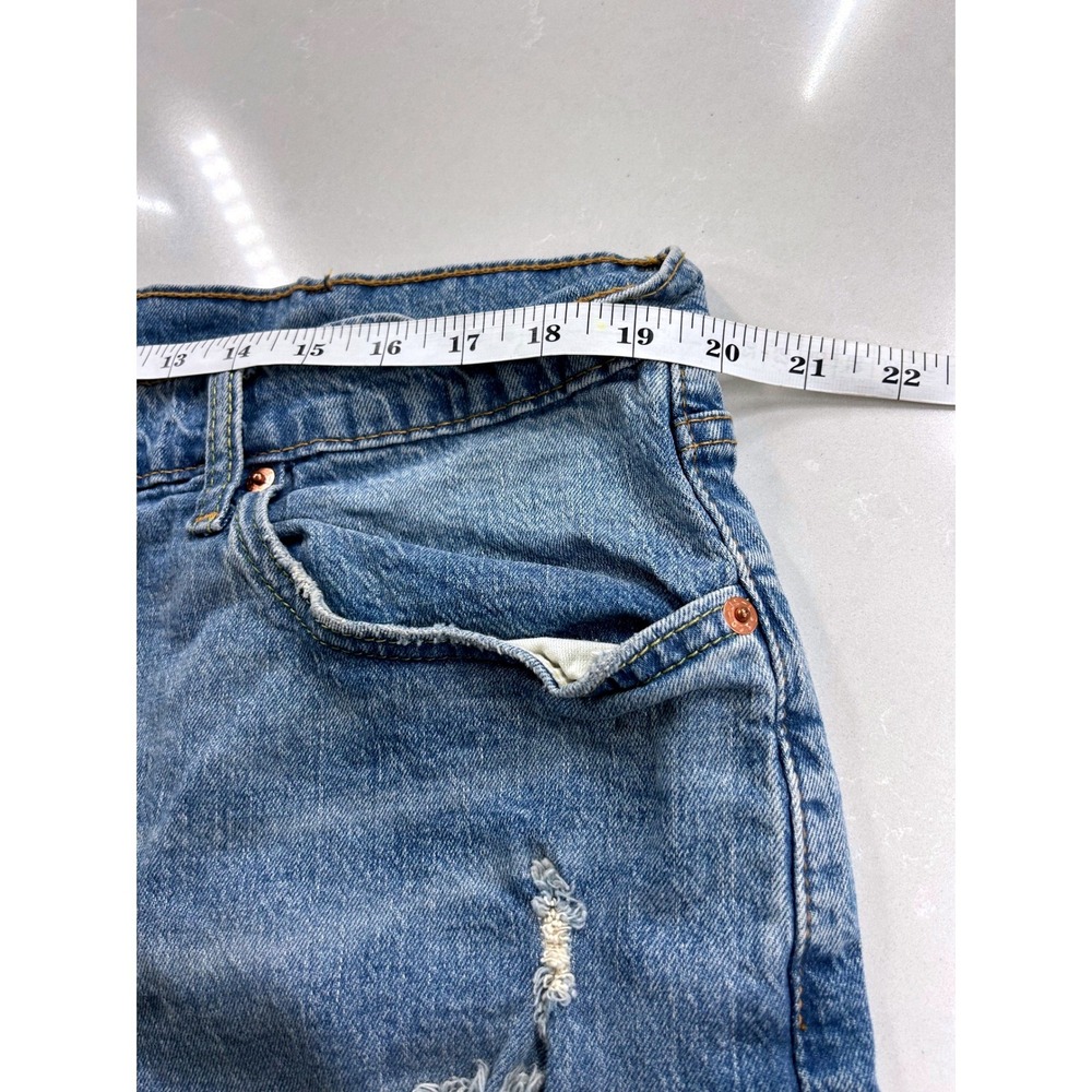 Levis 405 Standard Fit Distressed Denim Shorts Mens 40 Blue Cut Off Frayed Hem - Picture 4 of 5